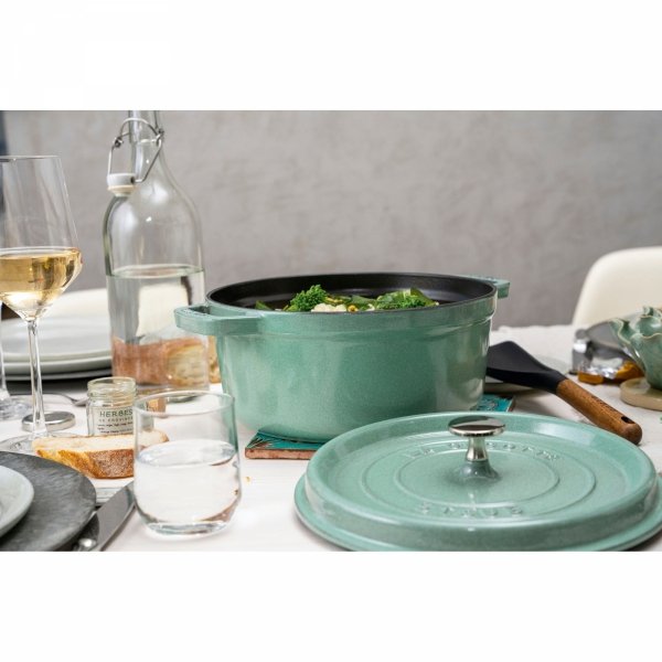 Garnek żeliwny Okrągły 3.8l Miętowy La Cocotte Staub