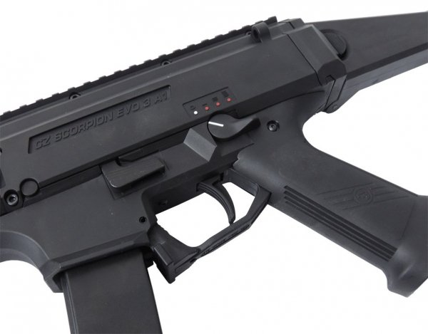 Pistolet maszynowy AEG Scorpion Evo 3-A1 (17831)