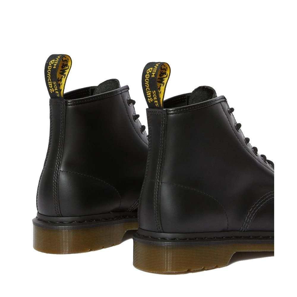 Doc martens hotsell smooth 101