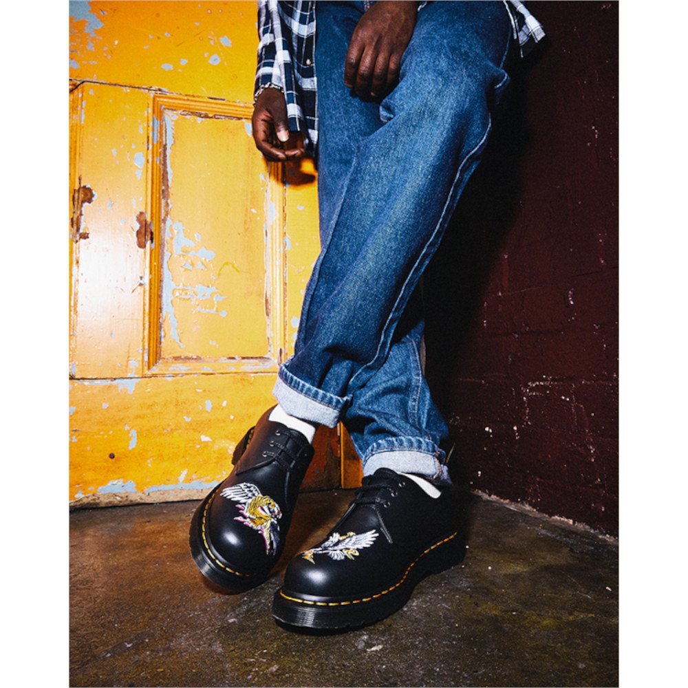 Doc martens sales outlet gunwharf