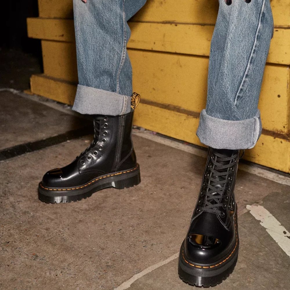 Doc best sale martens buttero