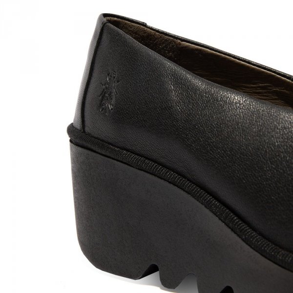 Czółenka Fly London BESO 246 Black Ceralin P501246015