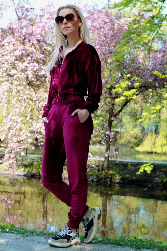 Goldenia Wine Red/Bordowy welurowy komple dresowy zapinany na zamek Merribel rozmiar - L