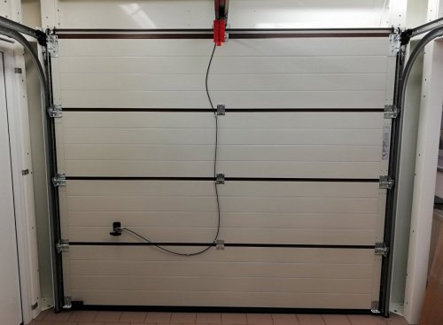 Brama Garażowa Segmentowa 2500 mm x 2100 mm Orzech KONFIGURATOR