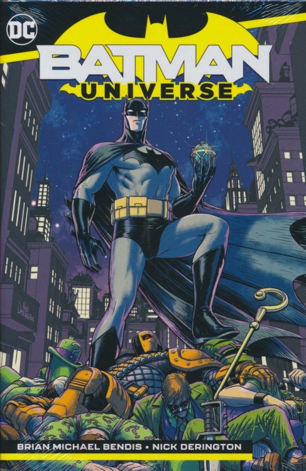 BATMAN UNIVERSE HC [9781401294847]