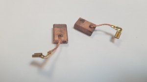 Szczotki węglowe CB318 5x11x16 z bezpiecznikiem