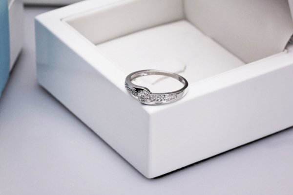 Pierścionek Złoto Diament PBD3809