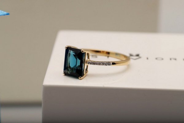 Pierścionek Złoto Diament PZC6245