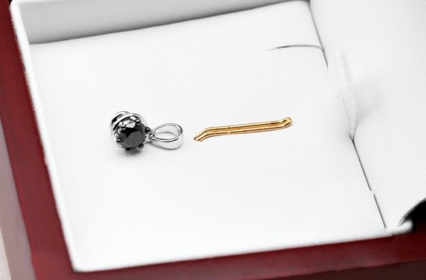 Wisiorek Złoto Diament WBD3178B