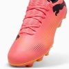 Buty Puma FUTURE 7 Play FG/AG 107723-03 różowy 43