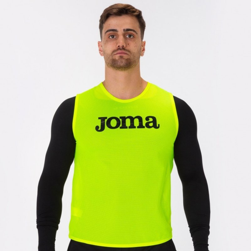 Znacznik Joma Training 101686.060 żółty 140 cm