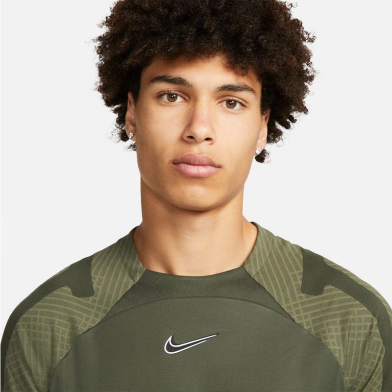 Koszulka Nike DF Strike DH8698 325 zielony M