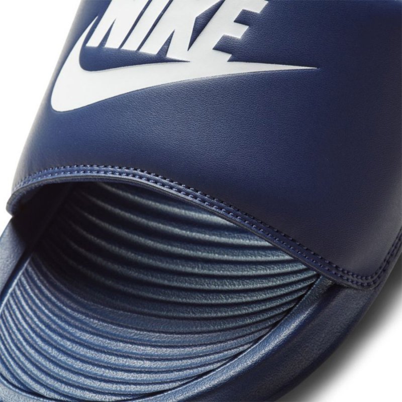 Klapki Nike Victori One CN9675 401 46 granatowy