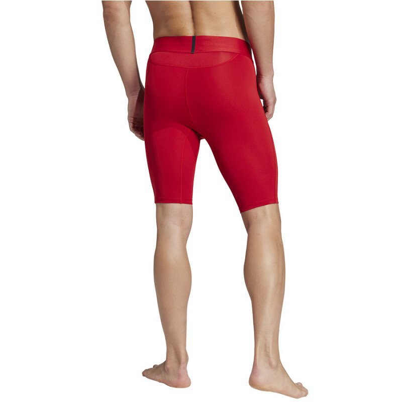 Spodenki adidas TechFit JP1464 czerwony L
