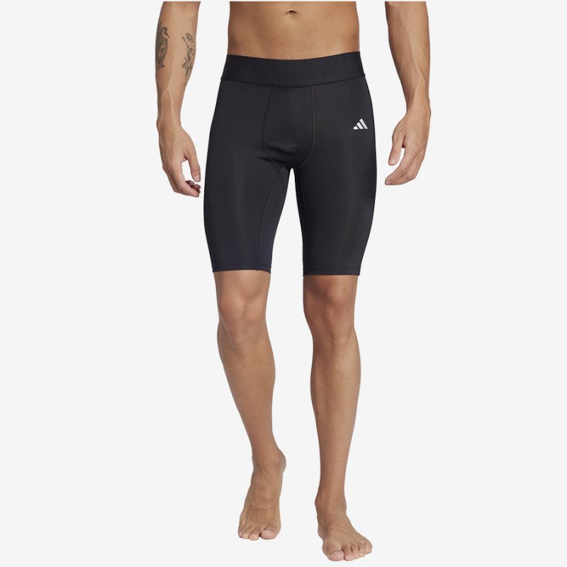 Spodenki adidas TechFit JP1477 czarny S