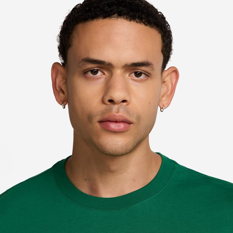 T-Shirt Nike Sportswear TOTAL 90 II IB6032-302 zielony XXL