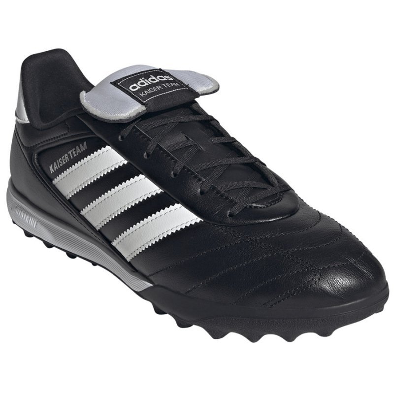 Buty adidas Kaiser Team 2 KK2818 czarny 42