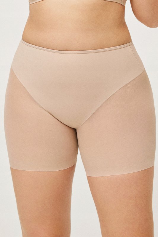 YSABEL MORA Figi 19613