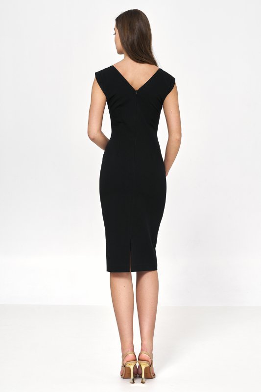 Nife Czarna sukienka o ołówkowym fasonie - S220