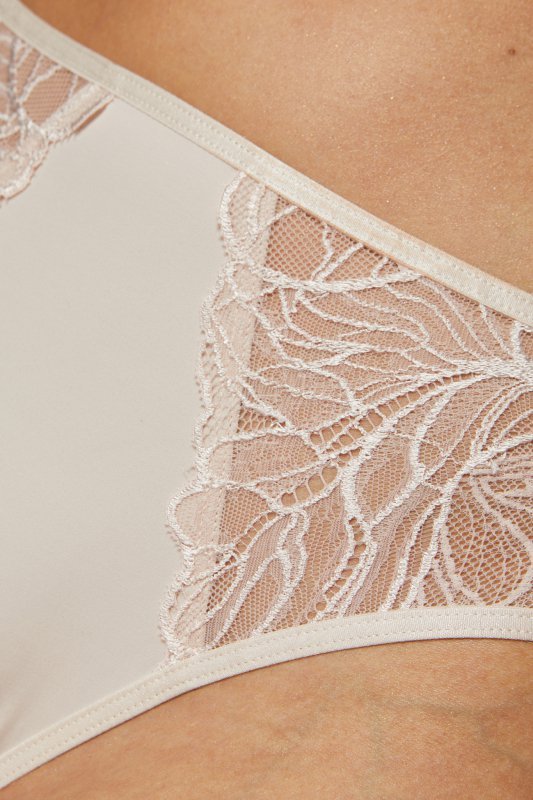 Gorteks Femme/F figi koronkowe