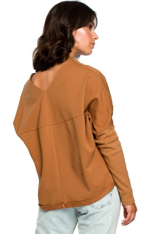 BeWear B094 Bluza z dekoltem z tyłu - kamel