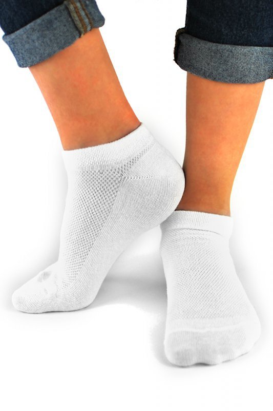 Noviti Skarpetki zakostki SB 017 G 02 ażur kolor