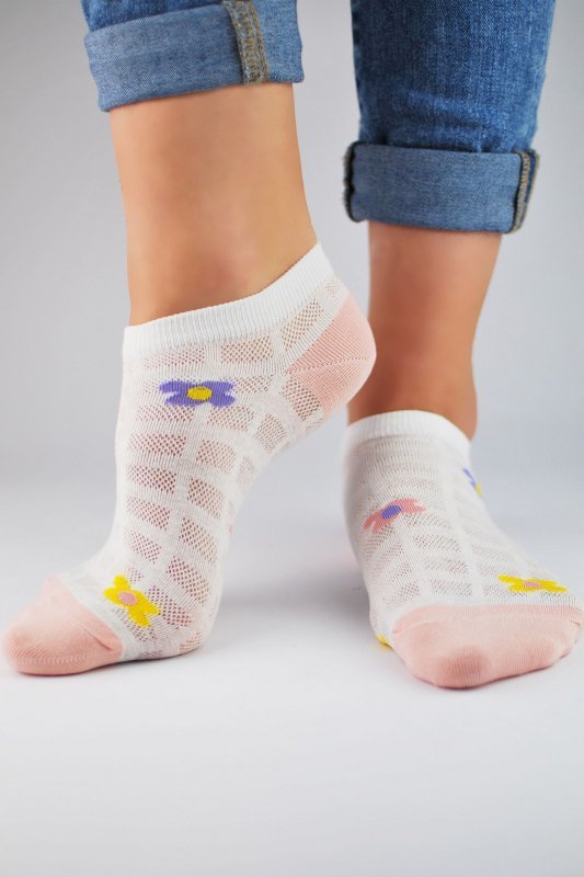 Noviti Skarpetki zakostki ST 013 K 01 ażur