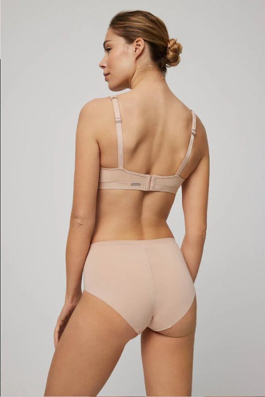 Figi Ysabel Mora 19697