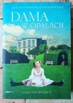 Karen Doornebos • Dama w opałach