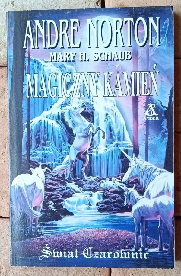Andre Norton Magiczny kamień - okładka