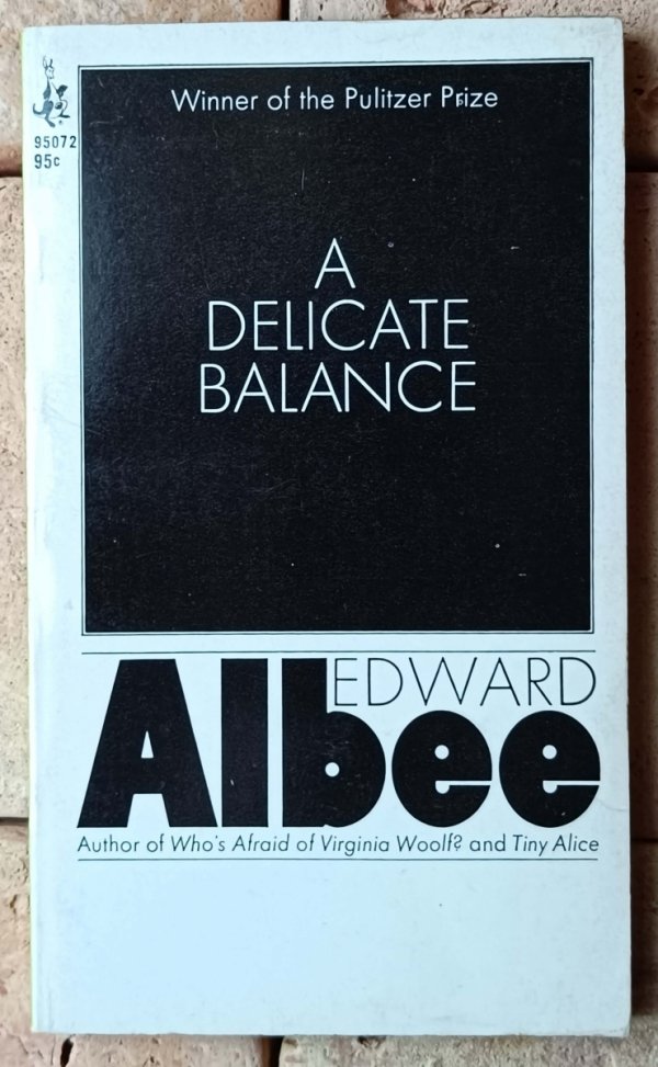 Edward Albee • A Delicate Balance - okładka
