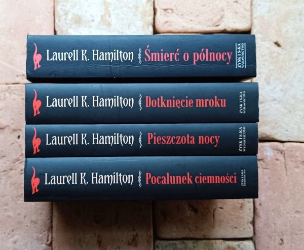 Hamilton Laurell x4 - Cykl Meredith Gentry | komplet
