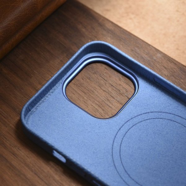 iCarer Litchi Premium Leather Case skórzane etui iPhone 14 Pro Max magnetyczne z MagSafe jasnoniebieski (WMI14220712-LB)