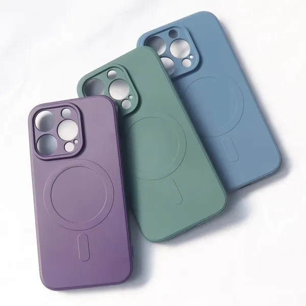 Silikonowe etui kompatybilne z MagSafe do iPhone 15 Pro Max  Silicone Case - granatowe