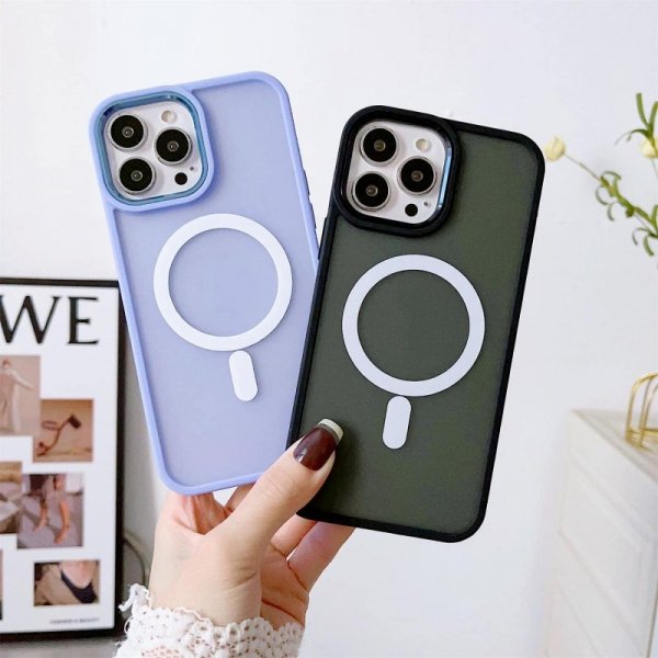 Magnetyczne etui z MagSafe Color Matte Case do iPhone 15 Plus - zielone