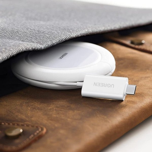 Ładowarka Ugreen CD245 40123 bezprzewodowa Qi / MagSafe 15W z kablem USB-C - biała