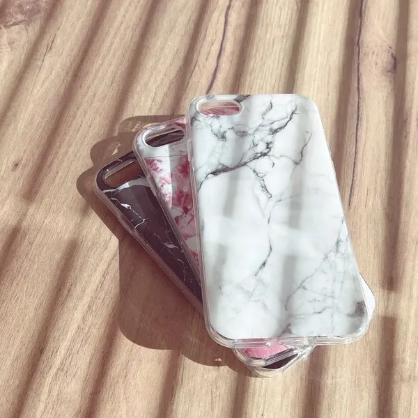 Wozinsky Marble żelowe etui pokrowiec marmur Samsung Galaxy S22+ (S22 Plus) różowy