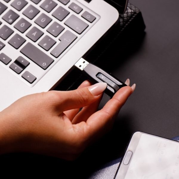 Verbatim Pendrive 128GB USB-A 3.2 V3czarny/black 49189