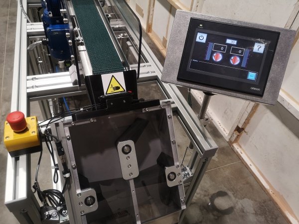 Piece counting machine