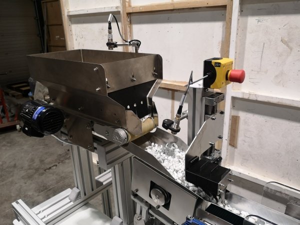 Piece counting machine