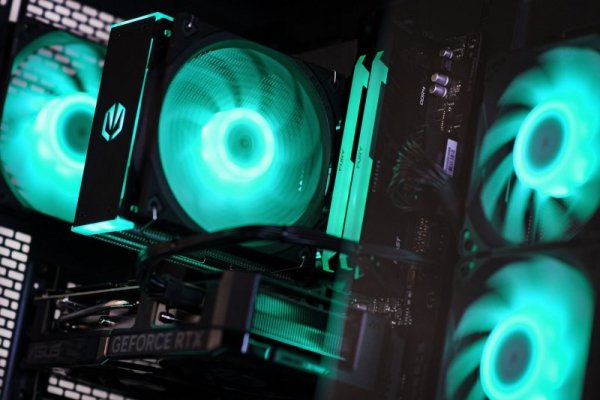 Komputer gamingowy Actina View 7600 32GB 1TB RX7700XT 750W no OS