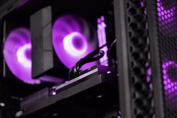 Komputer gamingowy Actina ENDORFY  7800X3D 32GB 2TB RTX5080 850W no OS