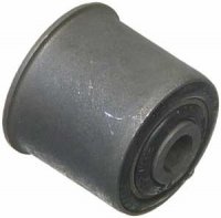 Tuleja wahacza dolnego przedniego z tyłu 52088433 Jeep Wrangler TJ 1997-2006 