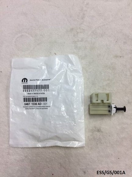 MOPAR Brake Light Switch for Chrysler Grand Voyager GS 1996-2000 ESS/GS/001A