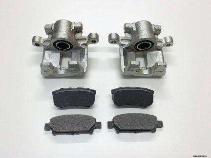 2 x Rear Brake Caliper & Pads for Dodge Caliber PM 2007-2012 262MM BRK/PM/021A
