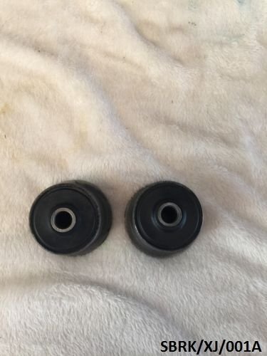 2 x Front Upper Arm Bush for Jeep Cherokee XJ / Wrangler 1984-2006 SBRK/XJ/001A
