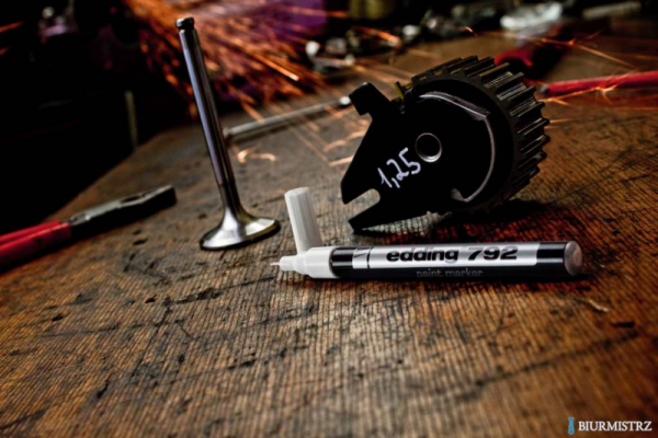 Marker EDDING 792 biały  0,8mm (X)