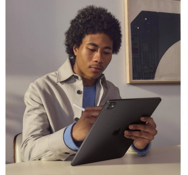 Apple iPad Pro 13-calowy Wi-Fi + Cellular 256GB ze szkłem standardowym - Srebrny