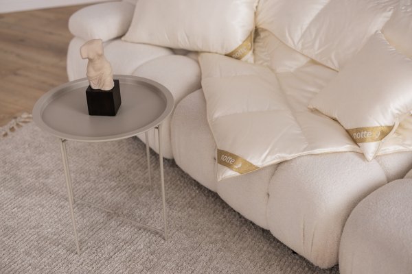Zestaw kołdra puchowa z jedwabiem Dolce zimowa 140x200+1poduszka