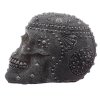 figurka dekoracyjna - czaszka czarno-srebrna rzeźbiona, ozdobiona kryształkami i koralikami